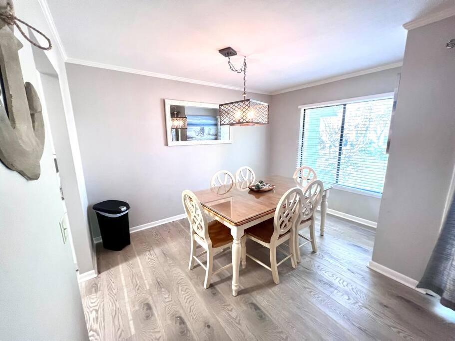 Вилла New Pics! Harbour Town 3Br/3Ba - Pool Access - Book Now Хилтон-Хед-Айленд Экстерьер фото